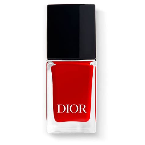 dior vernis marche et chien|dior vernis nail polish.